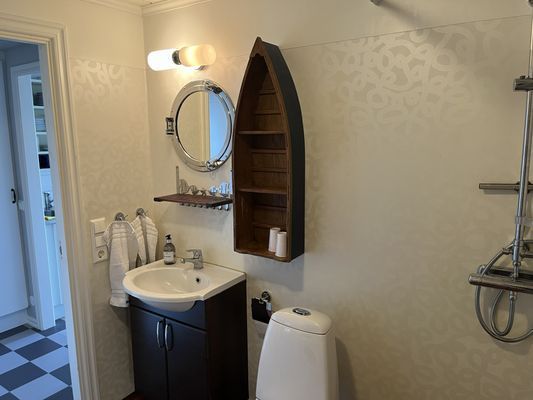 Hus med havstomt, egen badbrygga & panoramautsikt - Bild 19