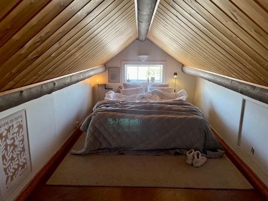 Lantligt boende med närhet till fritid och nöje - Bild 4