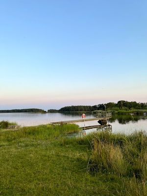 Havsnära stuga på Ödängla 12 bäddar, uterum, båt