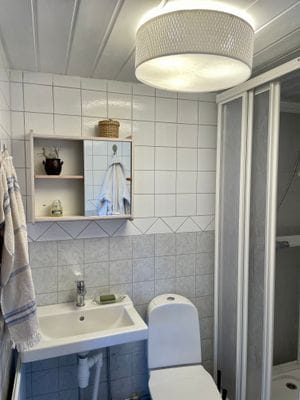 Lantligt boende med närhet till fritid och nöje - Bild 6