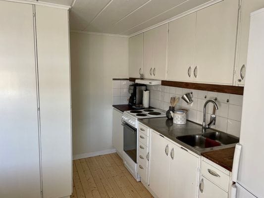 Lantligt boende med närhet till fritid och nöje - Bild 2