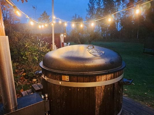 Nyrenoverad stuga/torp på natursköna Vänersnäs - Bild 20