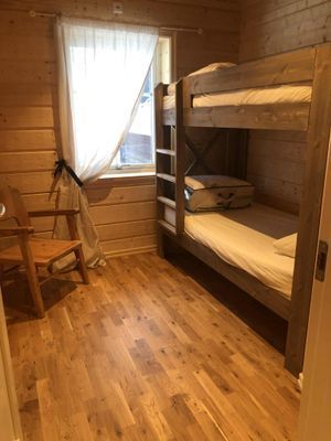 VILLA SKALSVALLEN, Skalets torg, inomhusbordtennis - Bild 69