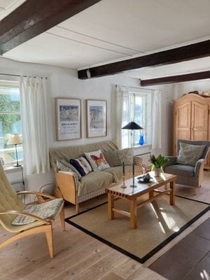 Charmigt skånskt hus nära havet och Ystad - Bild 8