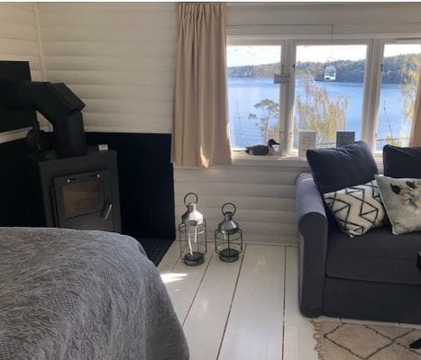 Stuga med unikt sjöläge i Stocksund - Bild 4