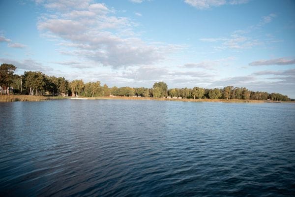 Stuga med uppvärmd pool och gångavstånd till havet - Bild 22