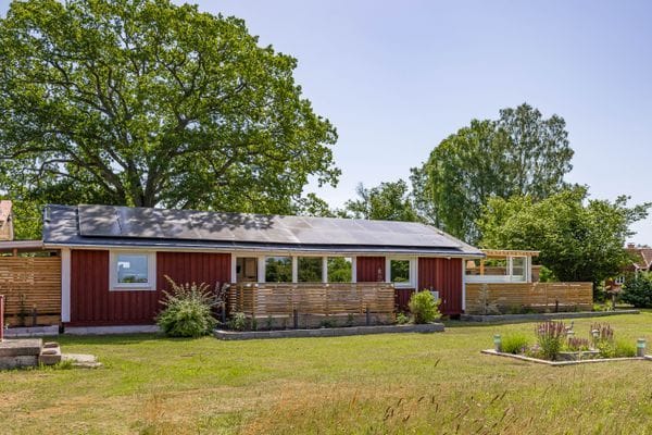 Drömstuga i Binnerbäck med spabad och stort utekök - Bild 28