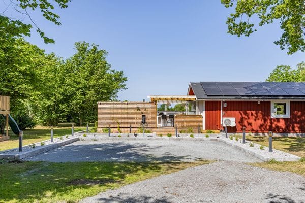 Drömstuga i Binnerbäck med spabad och stort utekök - Bild 26