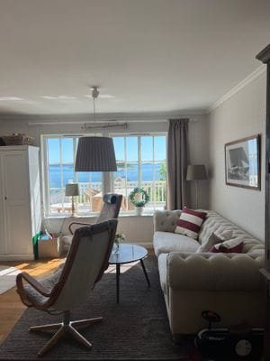 Fridfullt boende med strandtomt - Bild 9