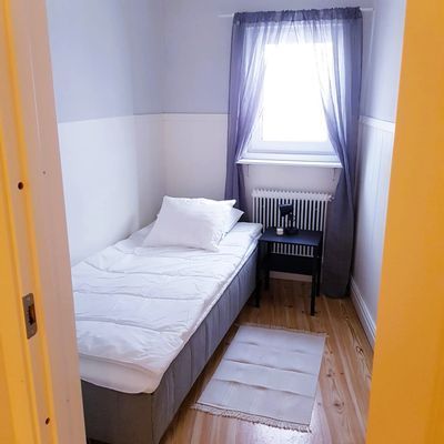 Rymlig & central 4-rumslägenhet mitt i Sveg - Bild 10