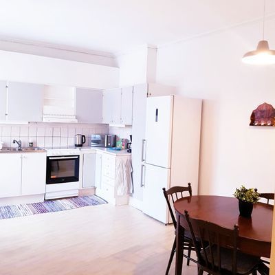 Rymlig & central 4-rumslägenhet mitt i Sveg - Bild 4