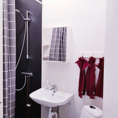 Rymlig & central 4-rumslägenhet mitt i Sveg - Bild 6