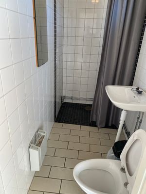 Nyrenoverad stuga 50 m från havet i Ekenäs,Ronneby - Bild 10