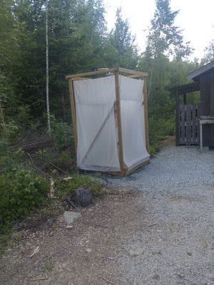 Friggebod med bastu och egen brygga vid sjö - Bild 21