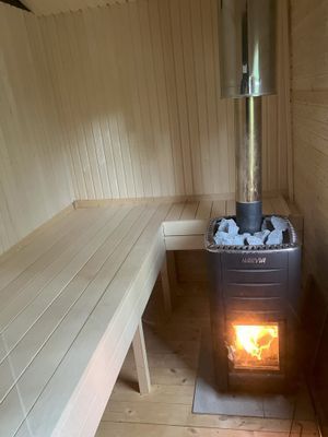 Hus i stillsamt område, 5 bäddar, sjöutsikt & båt - Bild 29