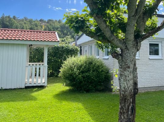 Rum & stuga i centrala Fjällbacka