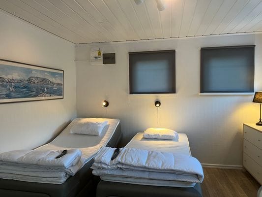 Rum & stuga i centrala Fjällbacka - Bild 2