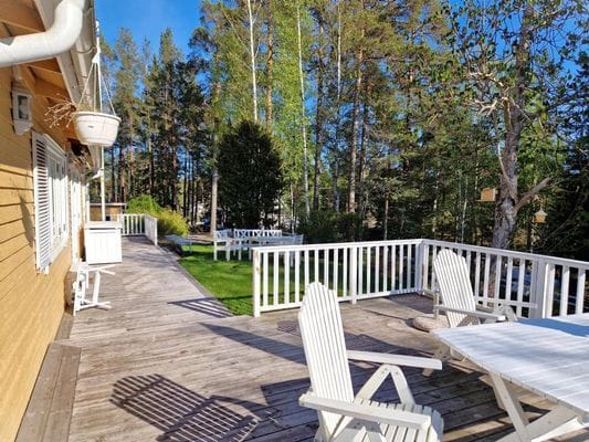 Strömmadal Värmdö Nära badsjö - Bild 15