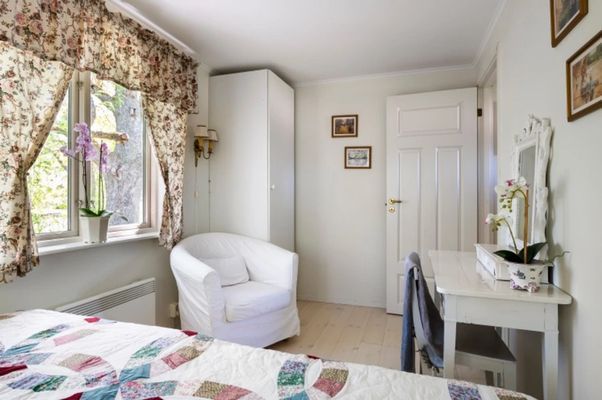 Mälarens bästa sjötomt (?) med egen 45m2brygga+båt - Bild 13