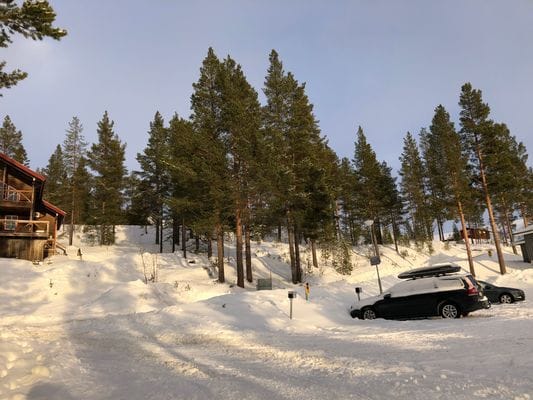 Ski-in: Skidvägen från backen