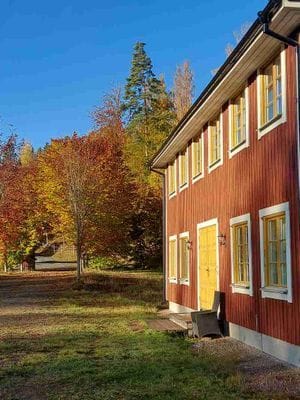 Hus m historisk charm, lyx, rymd & egen strand/båt - Bild 39