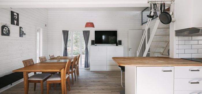 Sommarstuga på ö med närhet till vatten - Bild 5