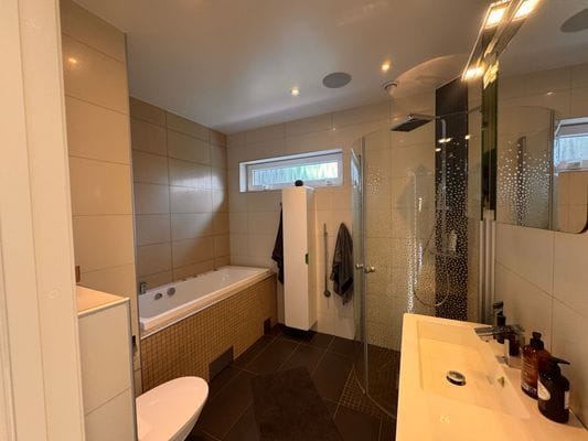 150 m2 enplansvilla m. inglasat uterum - Bild 11