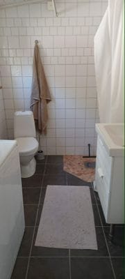 Charmig skärgårdsstuga med gäststuga uthyres - Bild 15