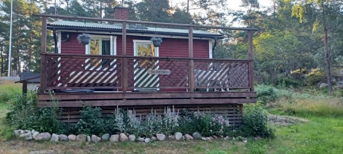 Charmig skärgårdsstuga med gäststuga uthyres - Bild 6