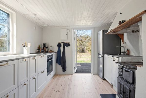 Nyrenoverat torp från 1911 på skärgårdsön Yxlan - Bild 3