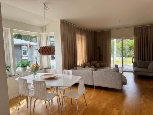 Pärla med pool vid havet - Bild 6