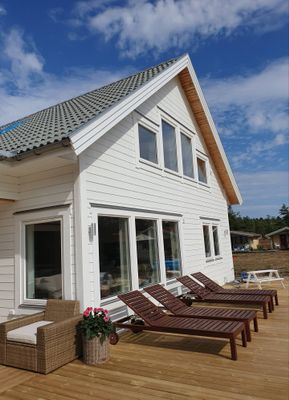 Nybyggt hus med pool i naturskönt område - Bild 16