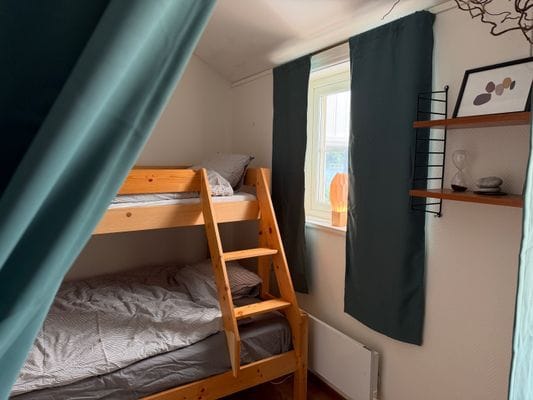 Hus med sjötomt, brygga & vedeldad bastu - Bild 31