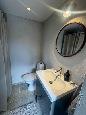 Mysigt gotlandhus med havsnära läge - nära Fårö - Bild 8