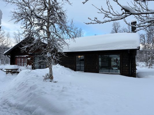 Nyrenoverad fjällstuga i hjärtat av Bruksvallarna - Bild 2