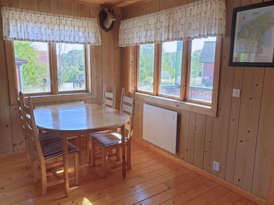 Långvik Möja. Stuga i pittoresk gårdsmiljö - Bild 5