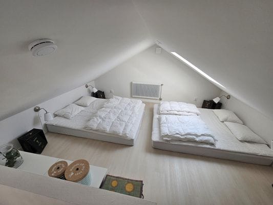 Sovloft med plats för 4 personer