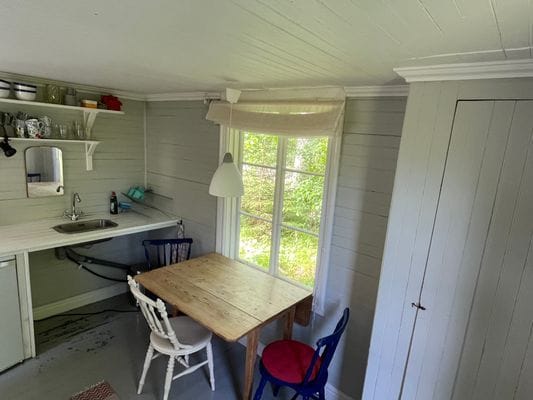 Charmigt torp på vackra Blidö - Bild 4
