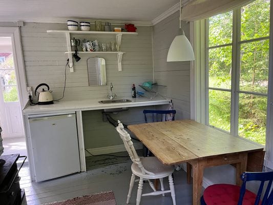 Charmigt torp på vackra Blidö - Bild 6