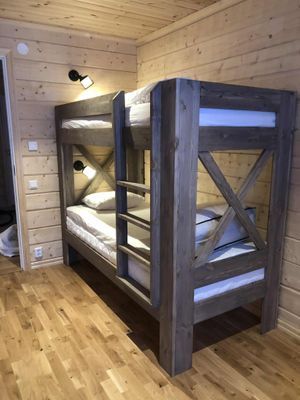 VILLA SKALSVALLEN, Skalets torg, inomhusbordtennis - Bild 54