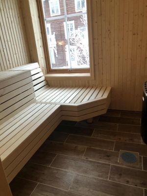 VILLA SKALSVALLEN, Skalets torg, inomhusbordtennis - Bild 82