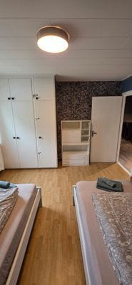 Villa Kjell – Bekvämt enplanshus med egen trädgård - Bild 48