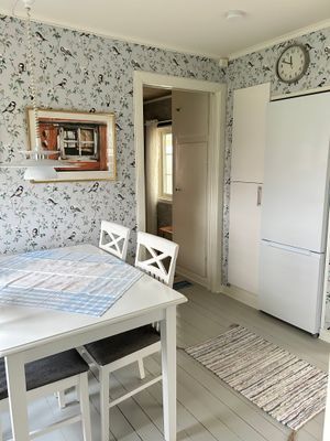 Stuga vid golfbana och badplats, Trummenäs. - Bild 5