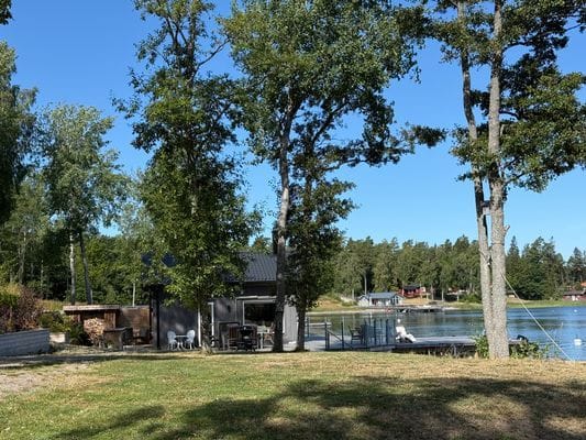 Björköfjärden, Stuga på bryggan med sol hela dagen - Bild 21