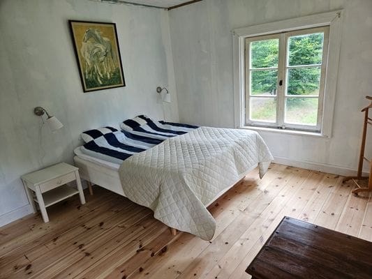 Hus m historisk charm, lyx, rymd & egen strand/båt - Bild 12