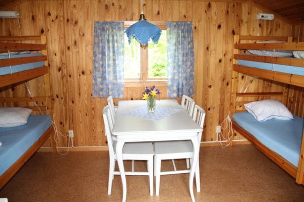 Liten mysig stuga vid Vättern - Bild 6