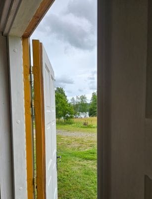 Hus m historisk charm, lyx, rymd & egen strand/båt - Bild 28