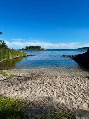 Närmsta stranden (5 min)