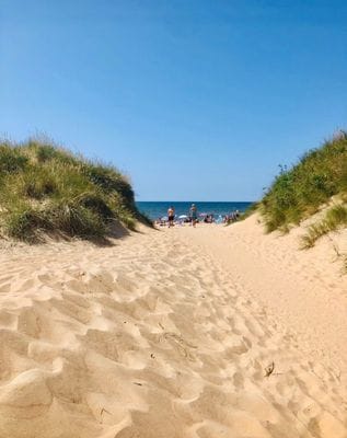 Mysig badstuga på Skrea strand i Falkenberg. - Bild 9