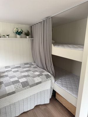Mysig badstuga på Skrea strand i Falkenberg. - Bild 8